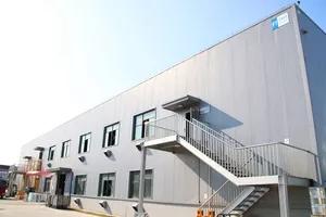 德威涂料制造工廠 水質(zhì)涂料領(lǐng)域的技術(shù)先鋒與綠色踐行者